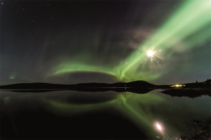 拉普兰北极光 © Markus KiiliVisit Finland