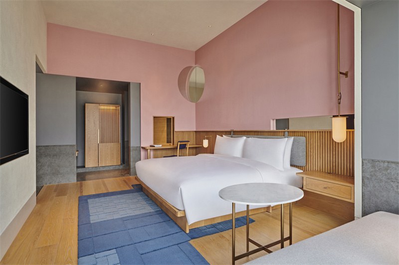 05.Deluxe 45 King Room_45平方米豪华大床客房