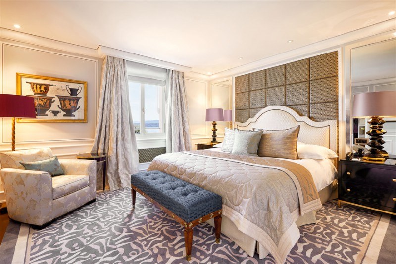 Deluxe Suite Bedroom (1)