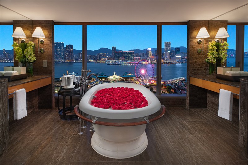 Mandarin-Oriental-Hong-Kong-Hotel-Suite-Harbour-View-Bathroom-New